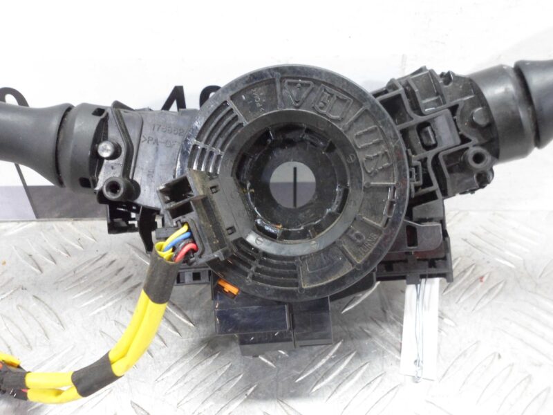Изображение товара 68228 - 00068228 pereklyuchatel podrulevoj (strekoza) Rover 400