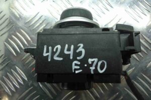 Изображение товара 68383 - 00068383 dzhojstik upravleniya multimedia 3