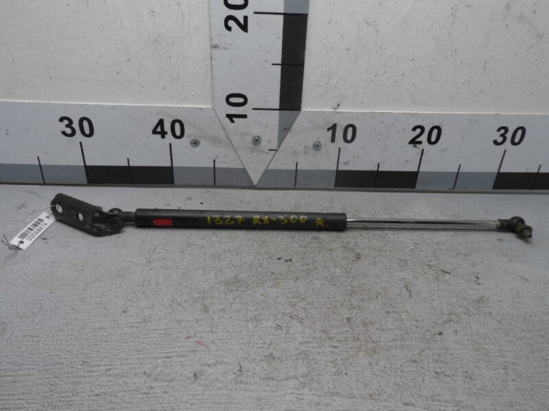 Изображение товара 68614 - 00068614 amortizator kryshki bagazhnika BMW 5 Series