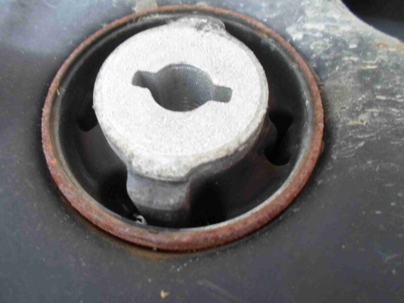 Изображение товара 68720 - 00068720 balka perednyaya Hyundai H1