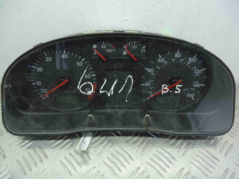 Изображение товара 68830 - 00068830 schitok priborov Volkswagen Fox