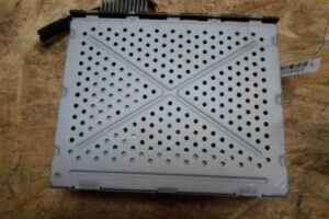 Изображение товара 68903 - 00068903 blok upravleniya priema signala magnitoly 