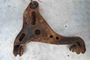 Изображение товара 68980 - 00068980 rychag perednij pravyj nizhnij BMW 4 Series 2