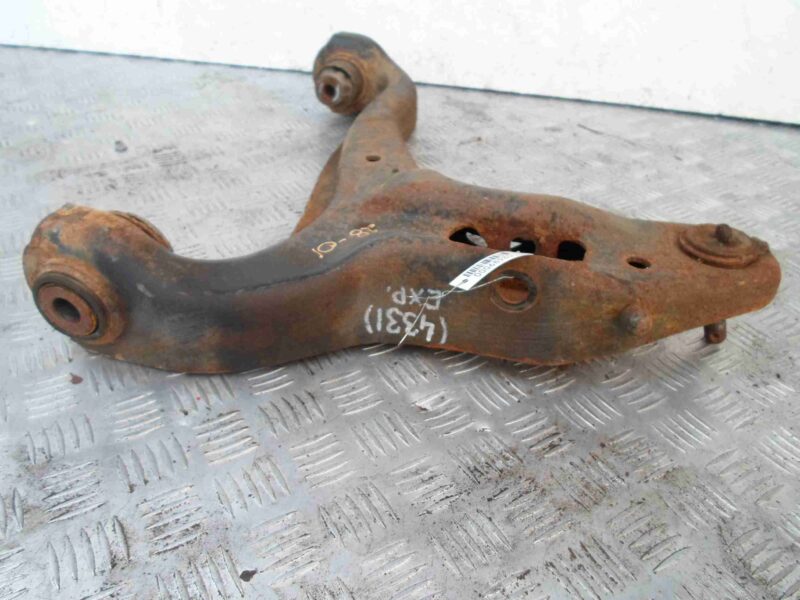 Изображение товара 68980 - 00068980 rychag perednij pravyj nizhnij BMW 4 Series