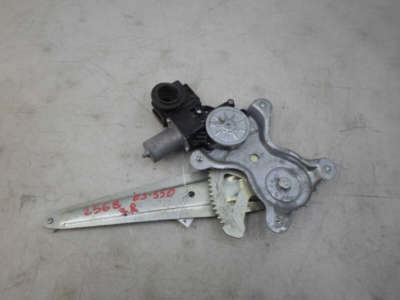 Изображение товара 69154 - 00069154 steklopodemnik zadnij pravyj Chevrolet Cruze