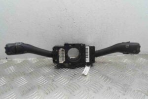 Изображение товара 69172 - 00069172 pereklyuchatel podrulevoj (strekoza) Volkswagen Fox