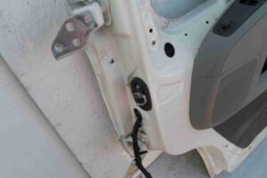 Изображение товара 69274 - 00069274 dver perednyaya pravaya Mercedes GL 2