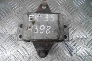 Изображение товара 69352 - 00069352 podushka krepleniya kpp Toyota Hiace 1