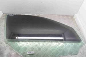 Изображение товара 69446 - 00069446 steklo dveri perednej pravoj Ford Explorer 1