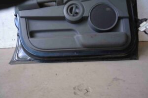 Изображение товара 69961 - 00069961 dver perednyaya levaya Chrysler Cirrus 3