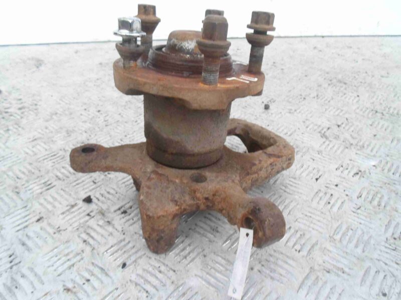 Изображение товара 70019 - 00070019 kulak povorotnyj levyj Toyota Prius