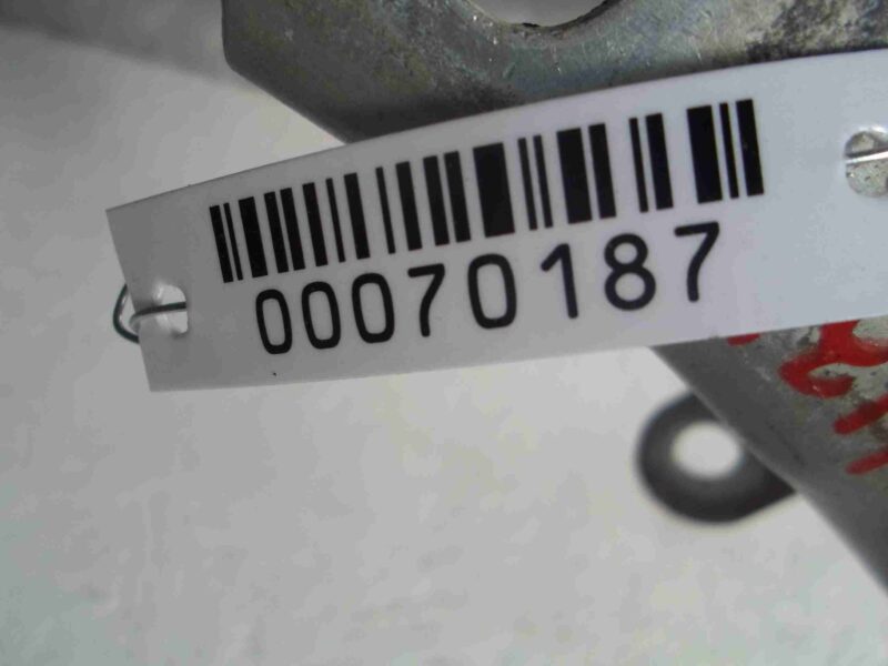 Изображение товара 70187 - 00070187 petlya dveri perednyaya BMW 4 Series