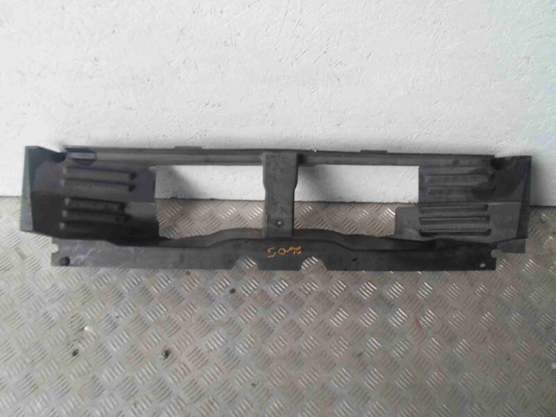 Изображение товара 70190 - 00070190 deflektor radiatora BMW 4 Series