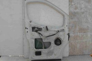 Изображение товара 70570 - 00070570 dver perednyaya levaya Mercedes W124 2