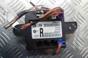 Изображение товара 70582 - 00070582 blok upravleniya perednej pravoj dveri 