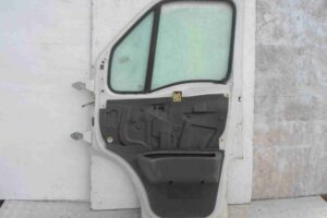 Изображение товара 214381 - 00070730 dver perednyaya pravaya Subaru Outback 3