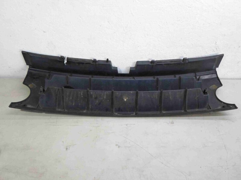 Изображение товара 70791 - 00070791 reshetka radiatora Audi A4