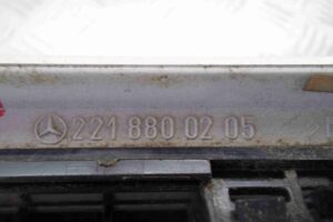 Изображение товара 70915 - 00070915 reshetka Ford Scorpio 2