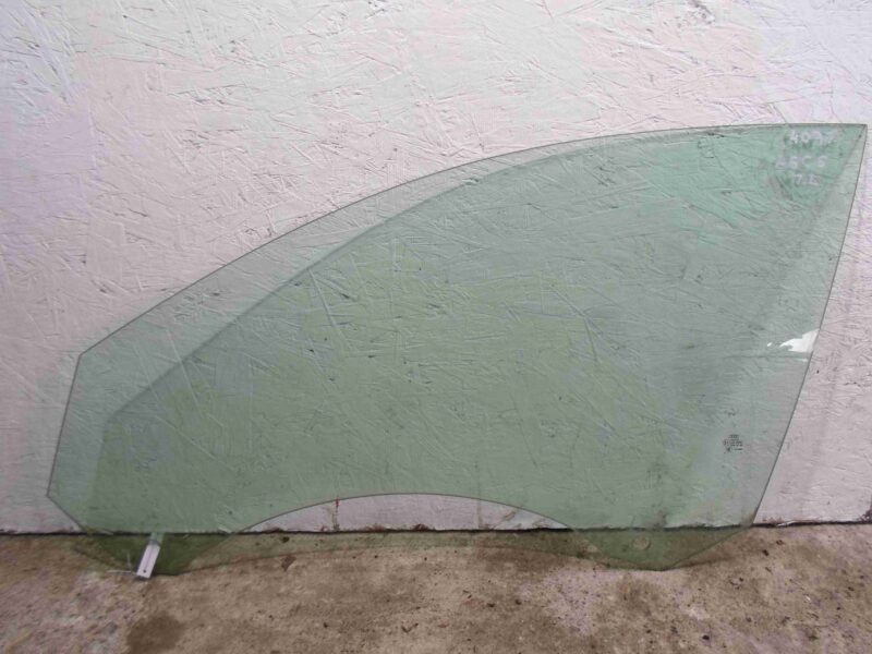 Изображение товара 71076 - 00071076 steklo dveri perednej levoj 2