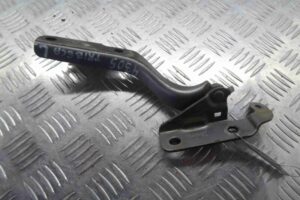 Изображение товара 71139 - 00071139 petlya kapota levaya Peugeot 306 2