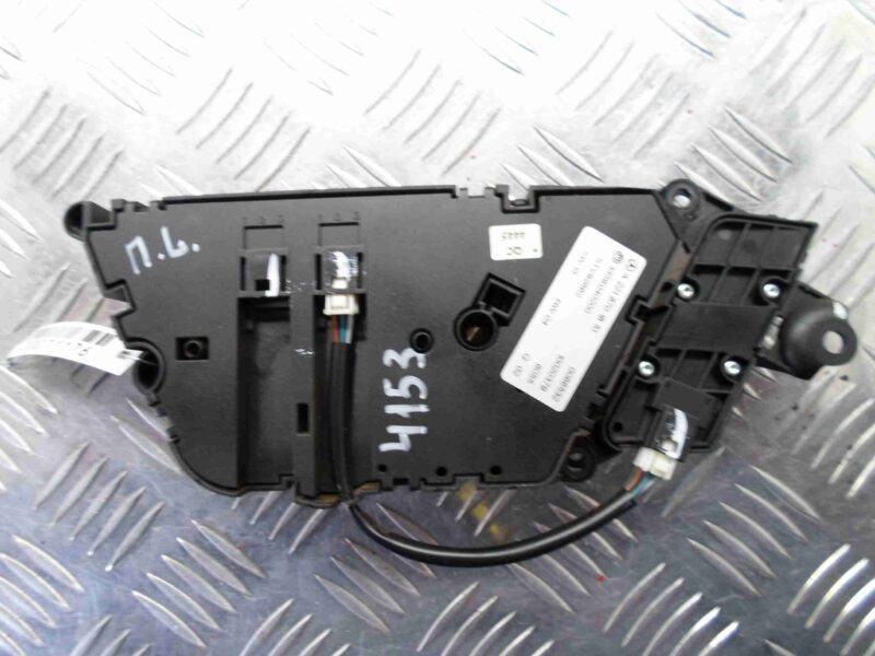 Изображение товара 71176 - 00071176 blok upravleniya sidenem Ford Scorpio