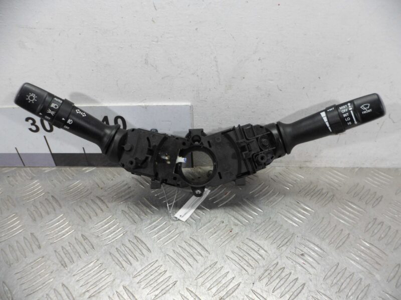 Изображение товара 71201 - 00071201 pereklyuchatel podrulevoj (strekoza) Audi TT