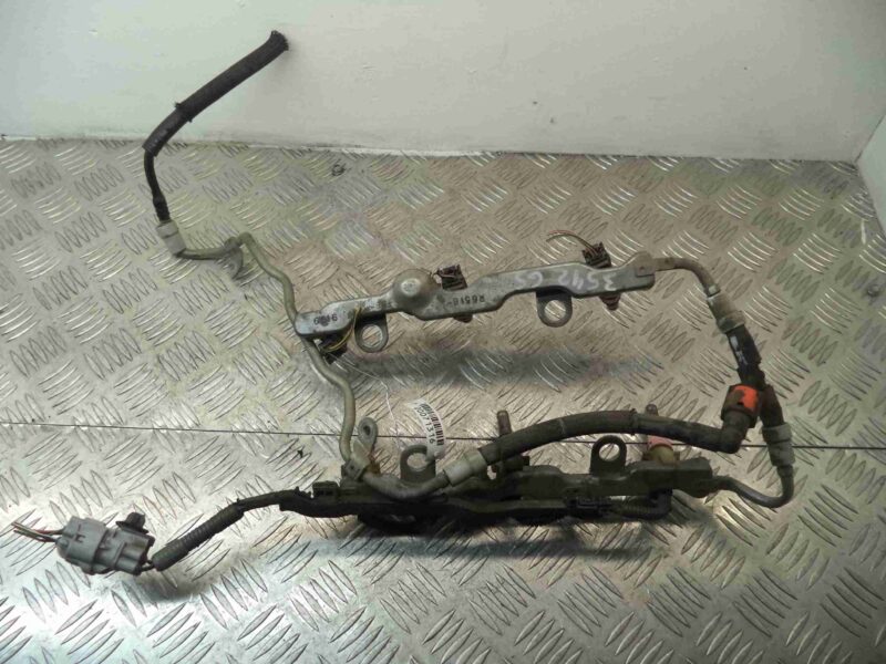 Изображение товара 71316 - 00071316 toplivnaya rampa Chevrolet Trailblazer