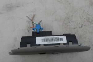 Изображение товара 71333 - 00071333 blok upravleniya steklopodemnikami 2