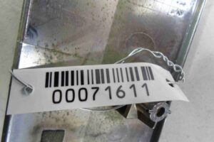 Изображение товара 71611 - 00071611 nakladka na bamper Renault Twingo 1