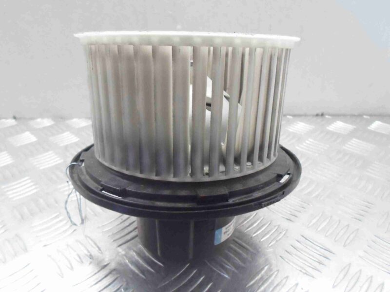 Изображение товара 71671 - 00071671 ventilyator otopitelya (motorchik pechki) Peugeot 207