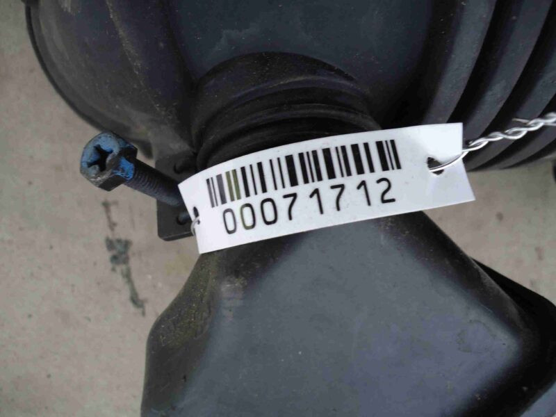 Изображение товара 71712 - 00071712 patrubok vozdushnogo filtra