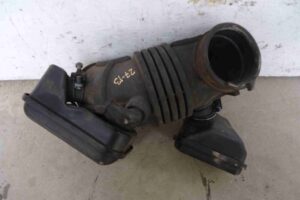 Изображение товара 71712 - 00071712 patrubok vozdushnogo filtra 2