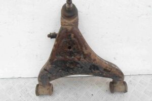 Изображение товара 71831 - 00071831 rychag perednij pravyj nizhnij Toyota Prius 2