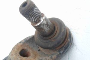 Изображение товара 71831 - 00071831 rychag perednij pravyj nizhnij Toyota Prius 3