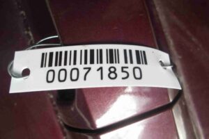 Изображение товара 71850 - 00071850 dver perednyaya pravaya BMW 4 Series 2