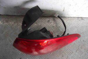 Изображение товара 71852 - 00071852 fonar kryla pravyj Peugeot 306 2