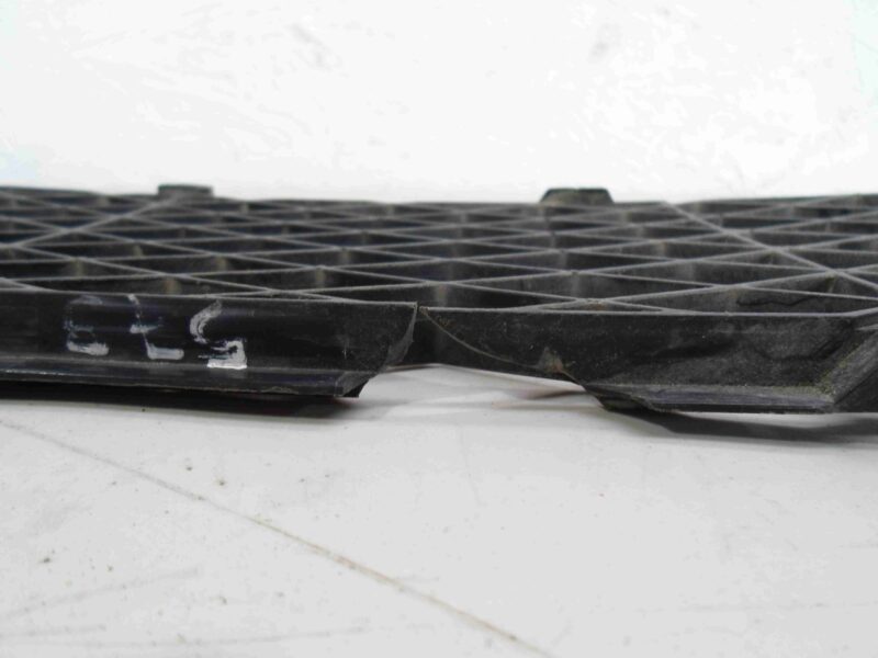 Изображение товара 71882 - 00071882 zaglushka (reshetka) v bamper