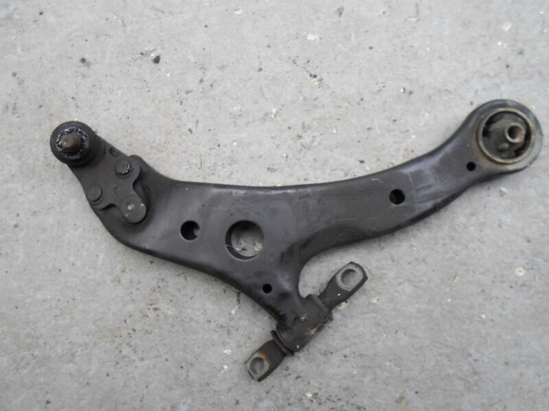 Изображение товара 72091 - 00072091 rychag perednij pravyj nizhnij Chevrolet Blazer