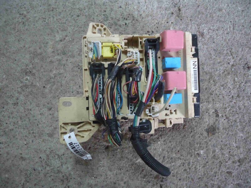 Изображение товара 72127 - 00072127 blok predokhranitelej Subaru Tribeca