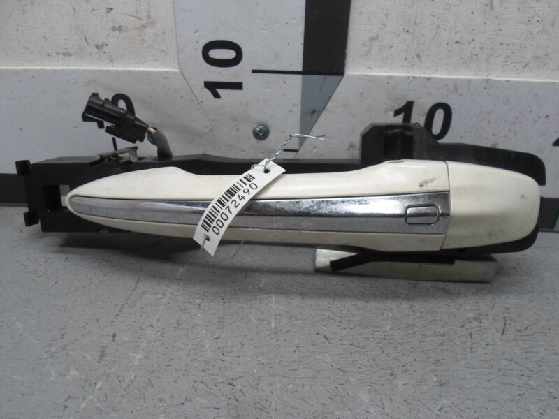 Изображение товара 72490 - 00072490 ruchka naruzhnaya perednyaya pravaya