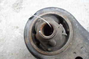 Изображение товара 72632 - 00072632 rychag perednij levyj nizhnij Chevrolet Blazer 3