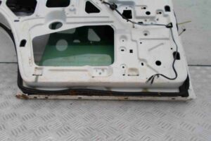 Изображение товара 72682 - 00072682 dver zadnyaya levaya Ford Focus 3