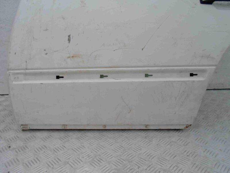 Изображение товара 72682 - 00072682 dver zadnyaya levaya Ford Focus