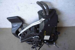 Изображение товара 72737 - 00072737 korpus otopitelya (pechki) Chrysler Cirrus 2