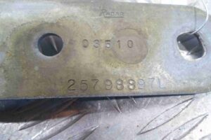 Изображение товара 72877 - 00072877 petlya kapota levaya 3