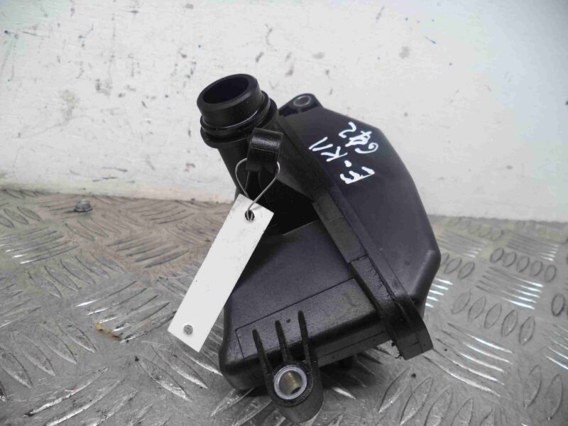 Изображение товара 72943 - 00072943 rezonator vozdushnogo filtra Ford Explorer