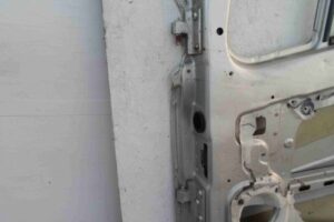 Изображение товара 73016 - 00073016 dver perednyaya pravaya Fiat Brava 2