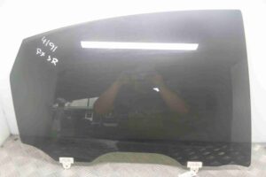 Изображение товара 73472 - 00073472 steklo dveri zadnej pravoj 