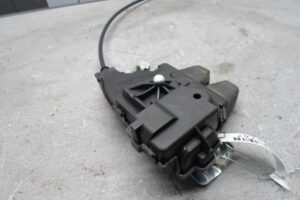 Изображение товара 73767 - 00073767 zamok bagazhnika Ford Explorer 3
