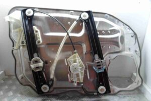 Изображение товара 73839 - 00073839 steklopodemnik perednij pravyj Ford Scorpio 3